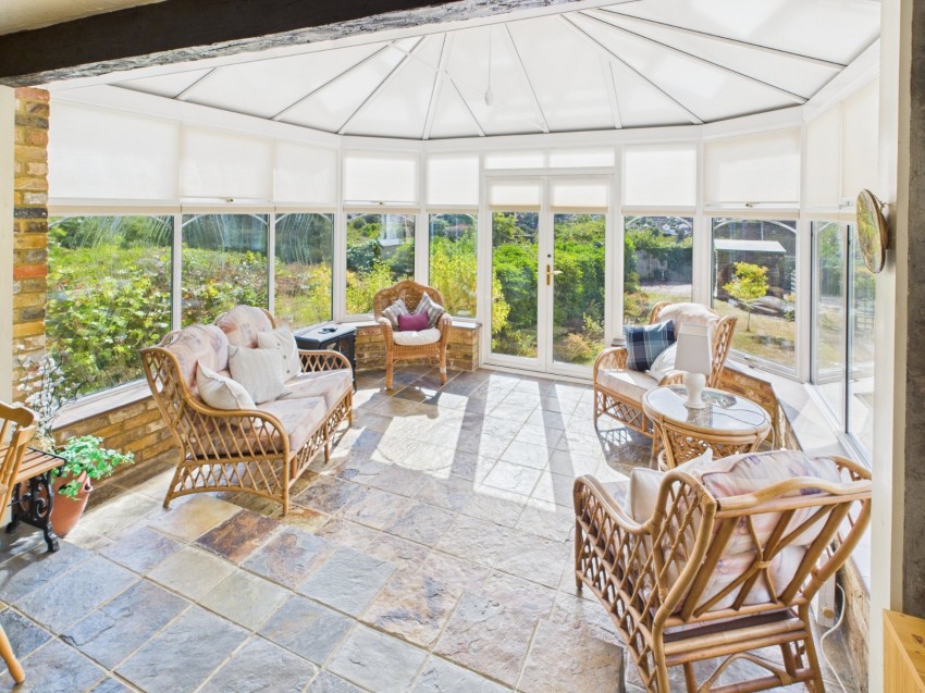 Images for Chalfont St. Peter, Buckinghamshire, Chalfont Saint Peter EAID:2640919782 BID:CSP