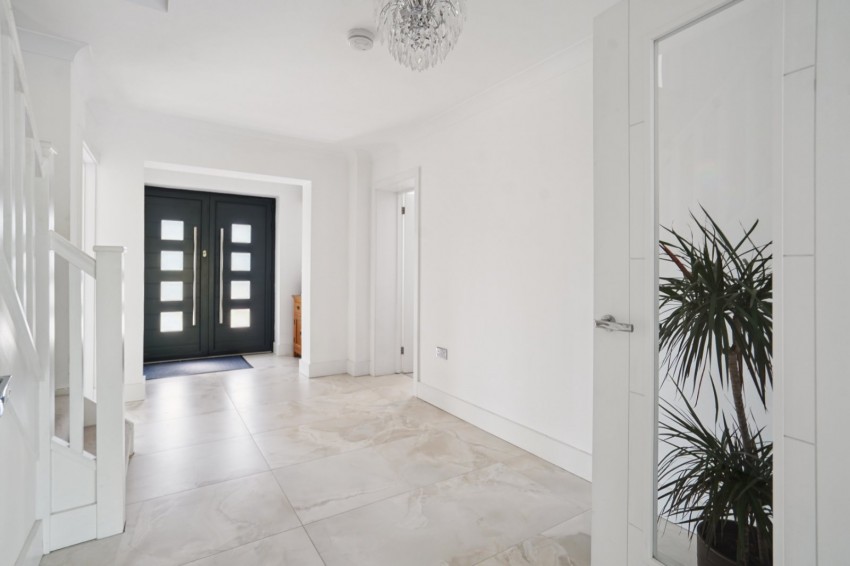 Images for Chalfont St. Peter, Gerrards Cross, Buckinghamshire EAID:2640919782 BID:CSP