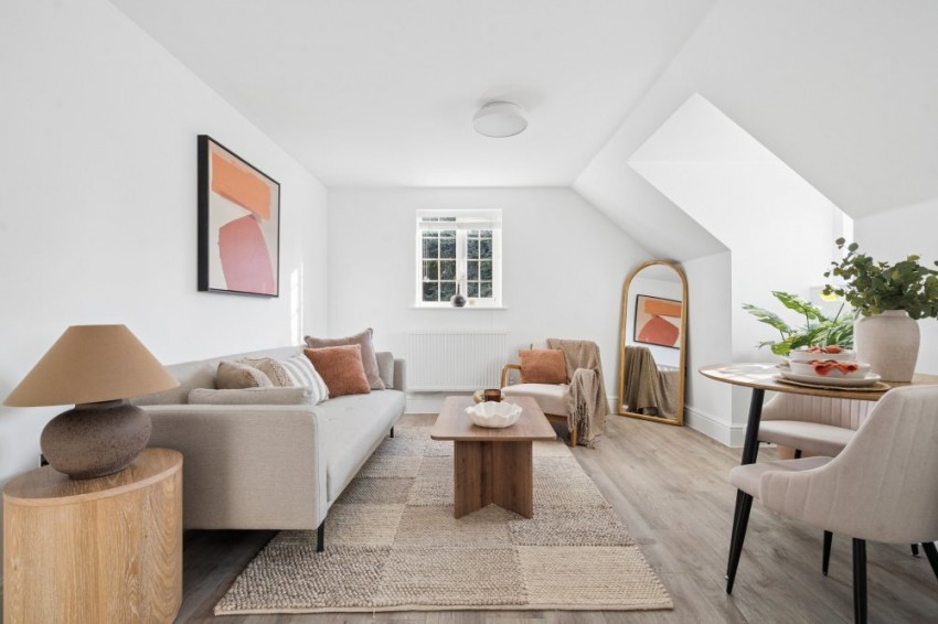 Images for Chalfont St. Peter, Gerrards Cross, Buckinghamshire EAID:2640919782 BID:CSP