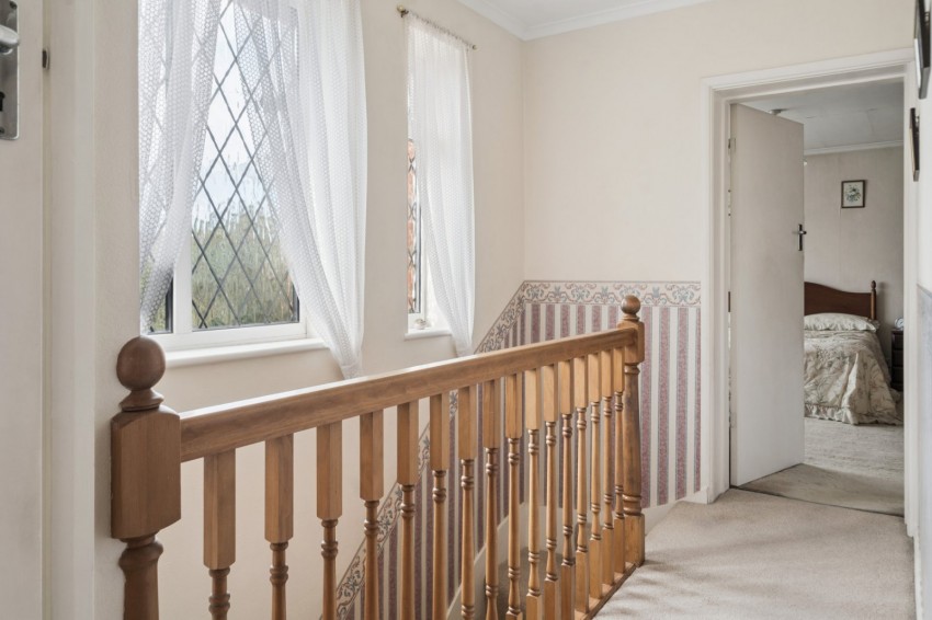 Images for Chalfont St. Peter, Buckinghamshire, Chalfont Saint Peter EAID:2640919782 BID:CSP