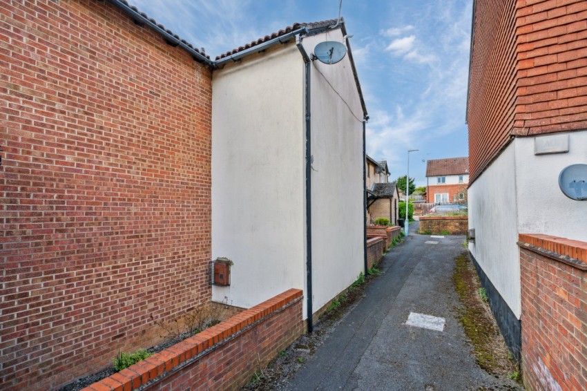 Images for Harefield, Uxbridge EAID:2640919782 BID:CSP