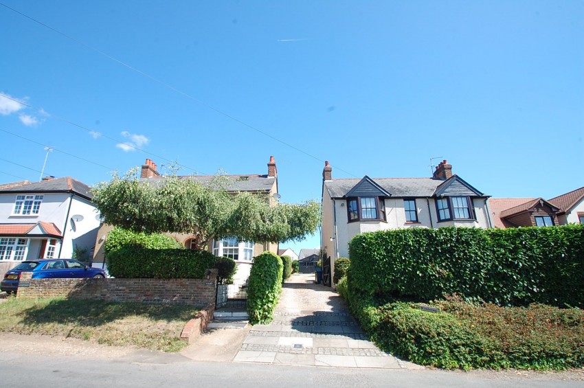 Images for Chalfont St. Peter, Gerrards Cross, Buckinghamshire EAID:2640919782 BID:CSP