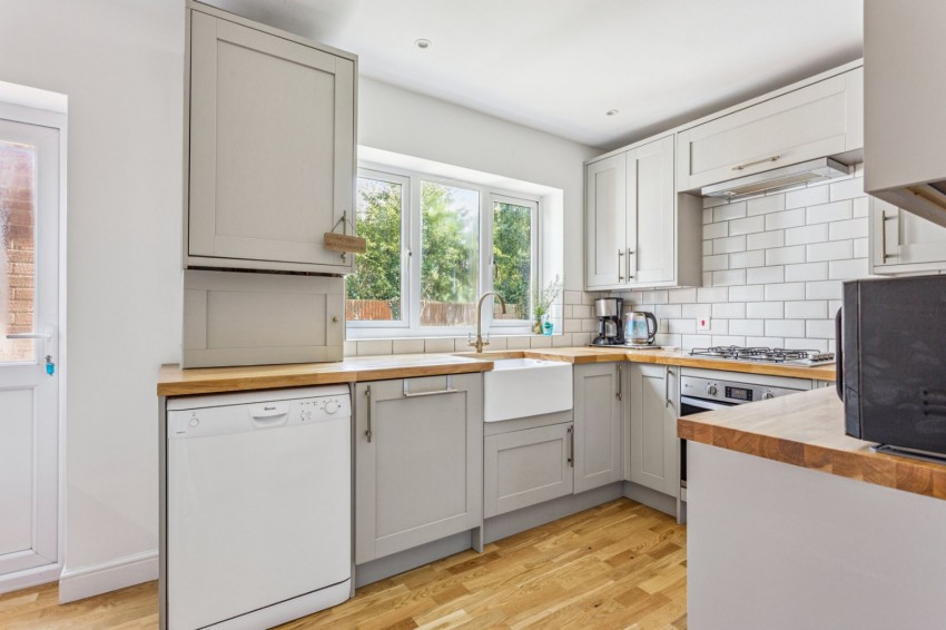 Images for Chalfont St. Peter, Buckinghamshire, Chalfont Saint Peter EAID:2640919782 BID:CSP