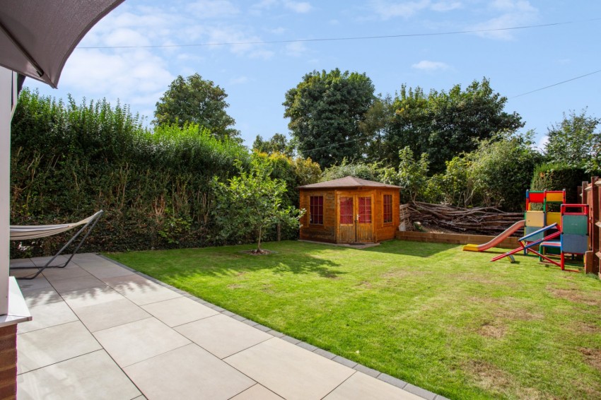 Images for Chalfont St. Peter, Buckinghamshire, Chalfont Saint Peter EAID:2640919782 BID:CSP