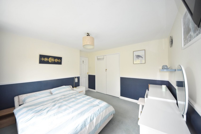 Images for Wooburn Green, High Wycombe, Buckinghamshire EAID:2640919782 BID:FHH