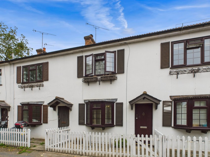 Images for Chalfont St. Peter, Buckinghamshire, Chalfont Saint Peter EAID:2640919782 BID:CSP