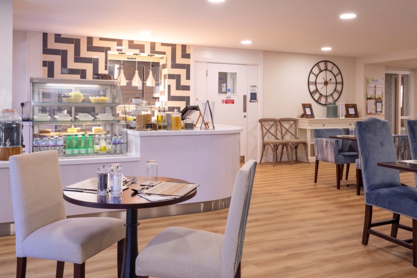 Images for Chalfont St. Peter, Buckinghamshire, Chalfont Saint Peter EAID:2640919782 BID:CSP