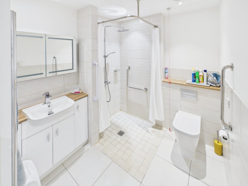 Images for Chalfont St. Peter, Buckinghamshire, Chalfont Saint Peter EAID:2640919782 BID:CSP