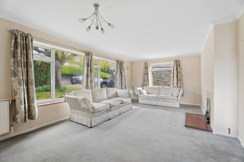 Images for Chalfont St. Peter, Buckinghamshire, Chalfont Saint Peter EAID:2640919782 BID:CSP