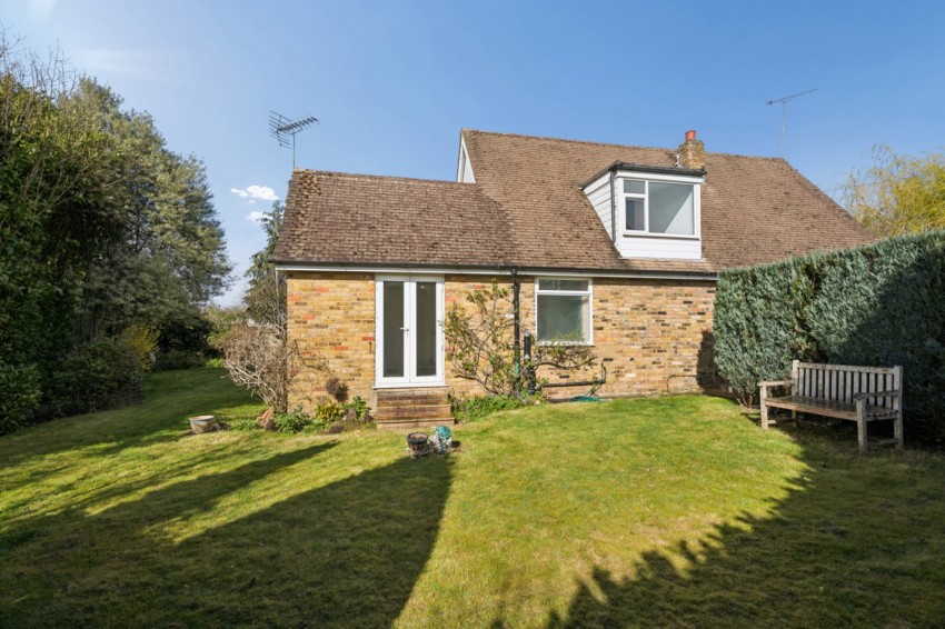 Images for Chalfont St. Peter, Buckinghamshire, Chalfont Saint Peter EAID:2640919782 BID:CSP