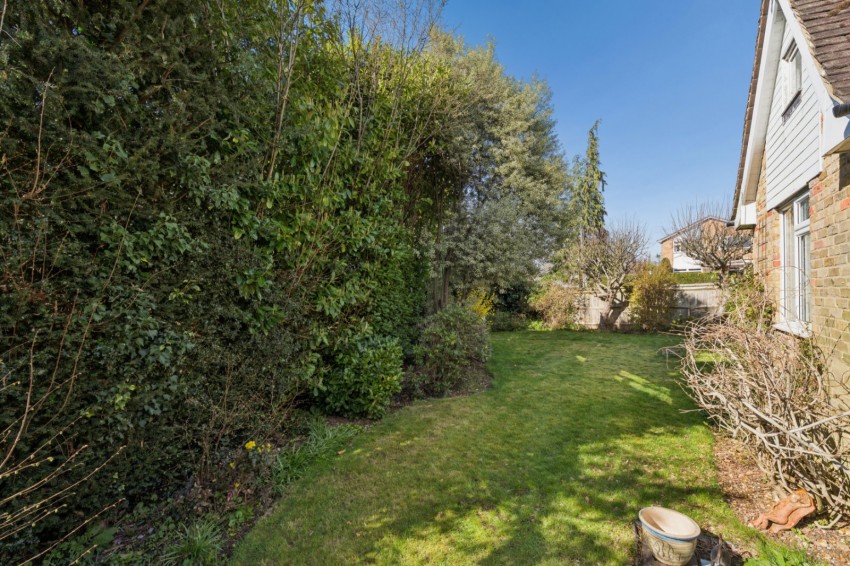 Images for Chalfont St. Peter, Buckinghamshire, Chalfont Saint Peter EAID:2640919782 BID:CSP