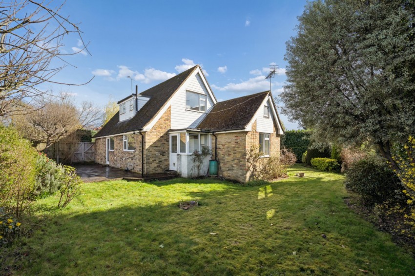 Images for Chalfont St. Peter, Buckinghamshire, Chalfont Saint Peter EAID:2640919782 BID:CSP