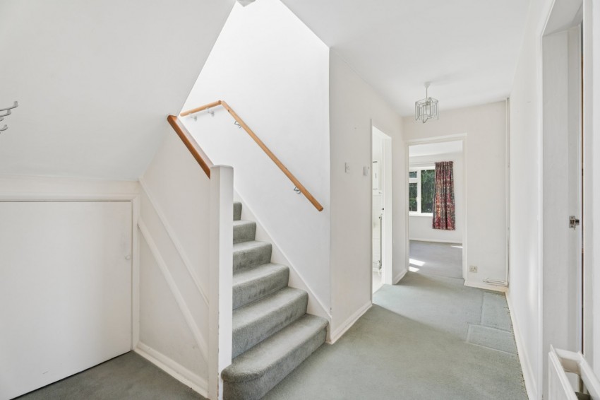 Images for Chalfont St. Peter, Buckinghamshire, Chalfont Saint Peter EAID:2640919782 BID:CSP