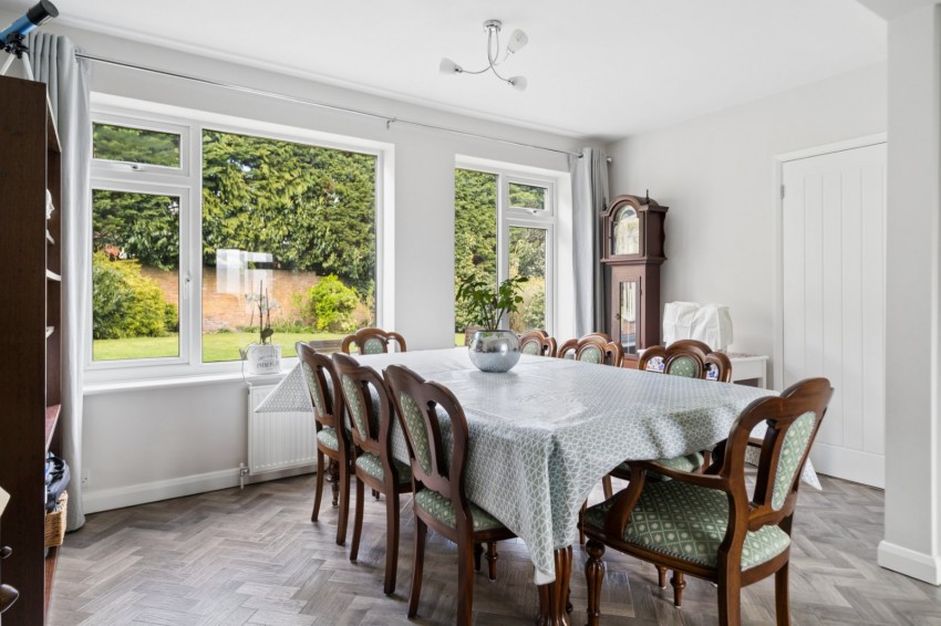 Images for Chalfont St. Peter, Gerrards Cross, Buckinghamshire EAID:2640919782 BID:CSP