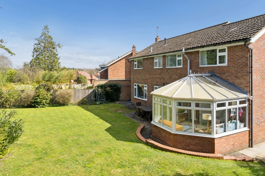 Images for Chalfont St. Peter, Gerrards Cross, Buckinghamshire EAID:2640919782 BID:CSP