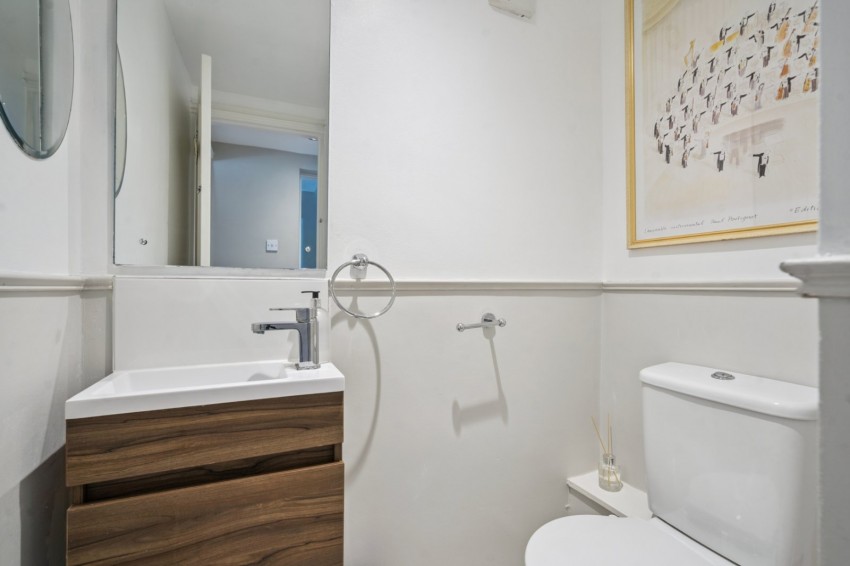 Images for Chalfont St. Peter, Gerrards Cross, Buckinghamshire EAID:2640919782 BID:CSP