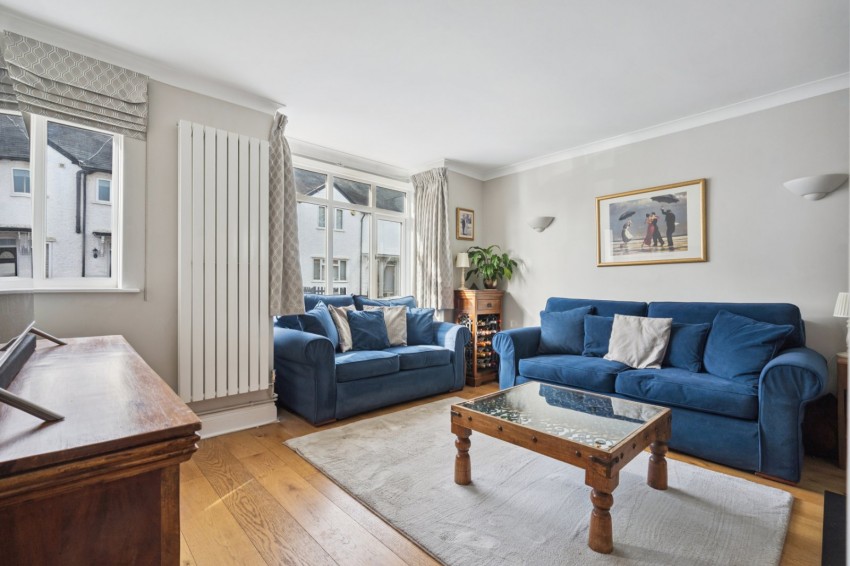 Images for Chalfont St. Peter, Gerrards Cross, Buckinghamshire EAID:2640919782 BID:CSP