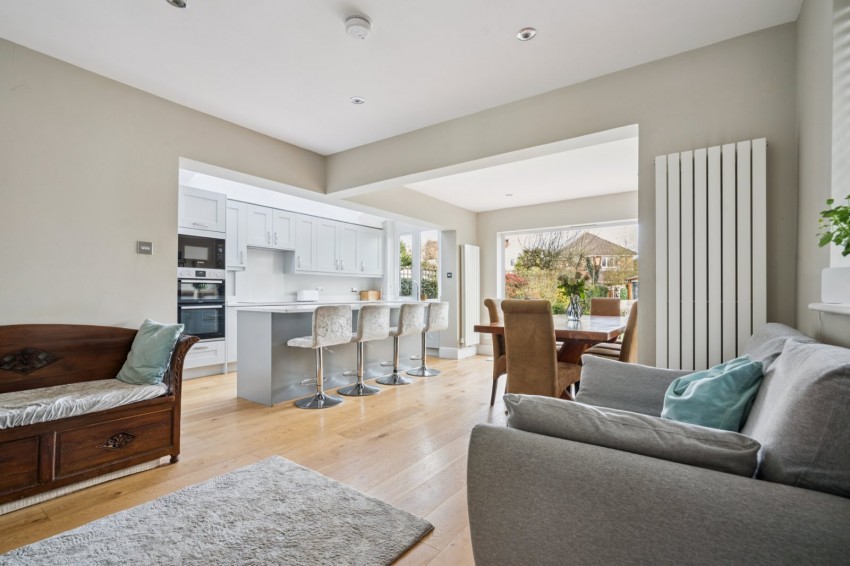 Images for Chalfont St. Peter, Gerrards Cross, Buckinghamshire EAID:2640919782 BID:CSP