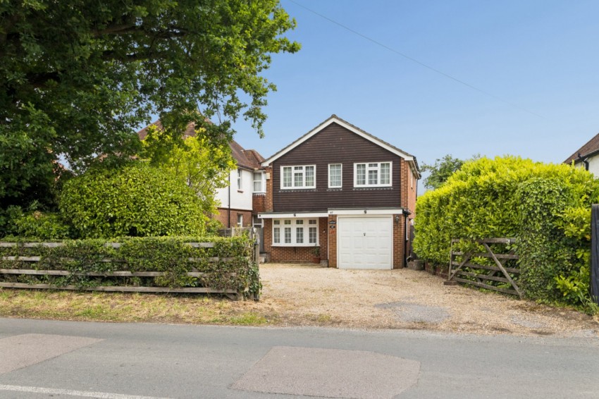 Images for Chalfont St. Peter, Gerrards Cross, Buckinghamshire EAID:2640919782 BID:CSP