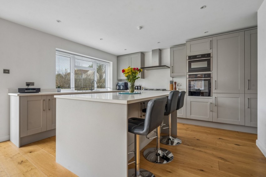 Images for Chalfont St. Peter, Gerrards Cross, Buckinghamshire EAID:2640919782 BID:CSP