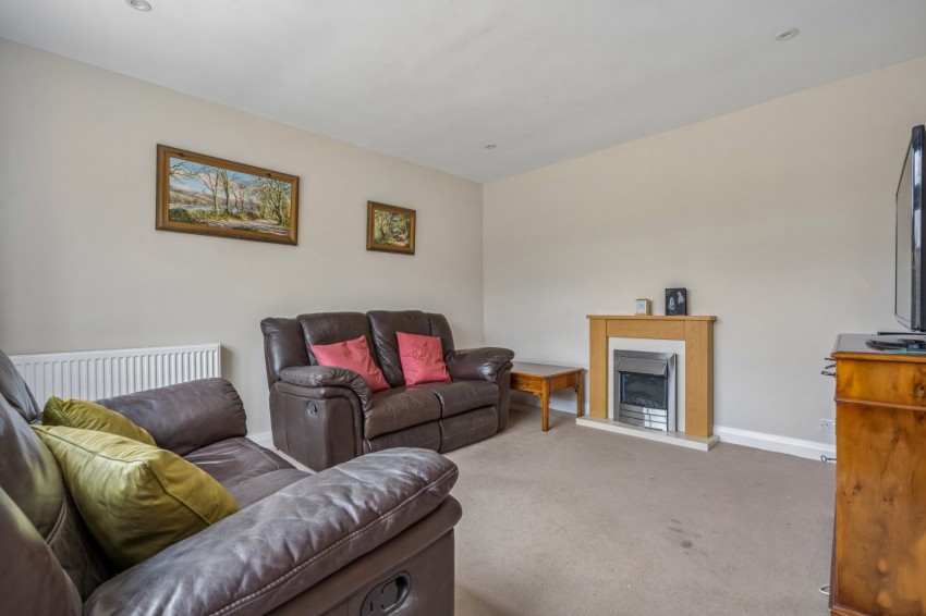 Images for Chalfont St. Peter, Gerrards Cross, Buckinghamshire EAID:2640919782 BID:CSP