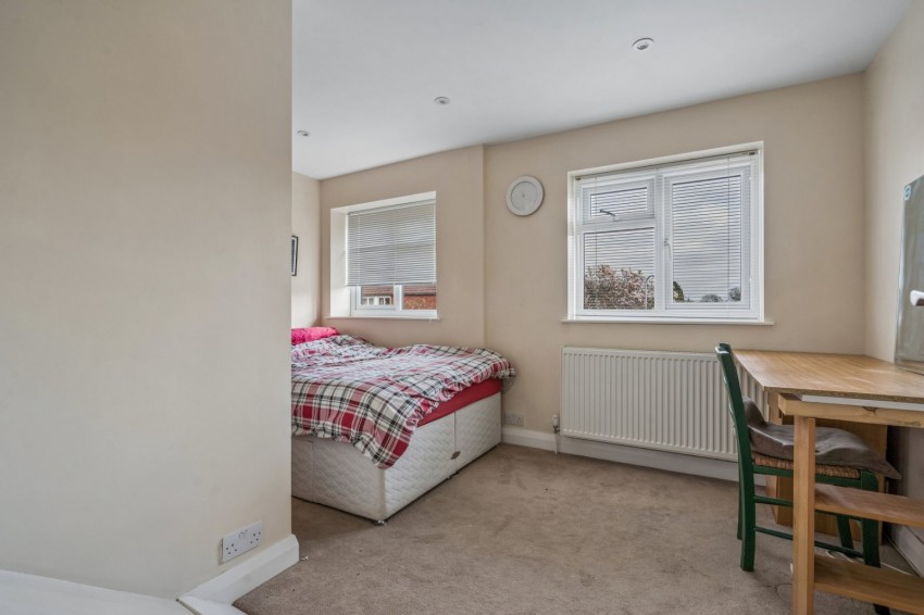 Images for Chalfont St. Peter, Gerrards Cross, Buckinghamshire EAID:2640919782 BID:CSP