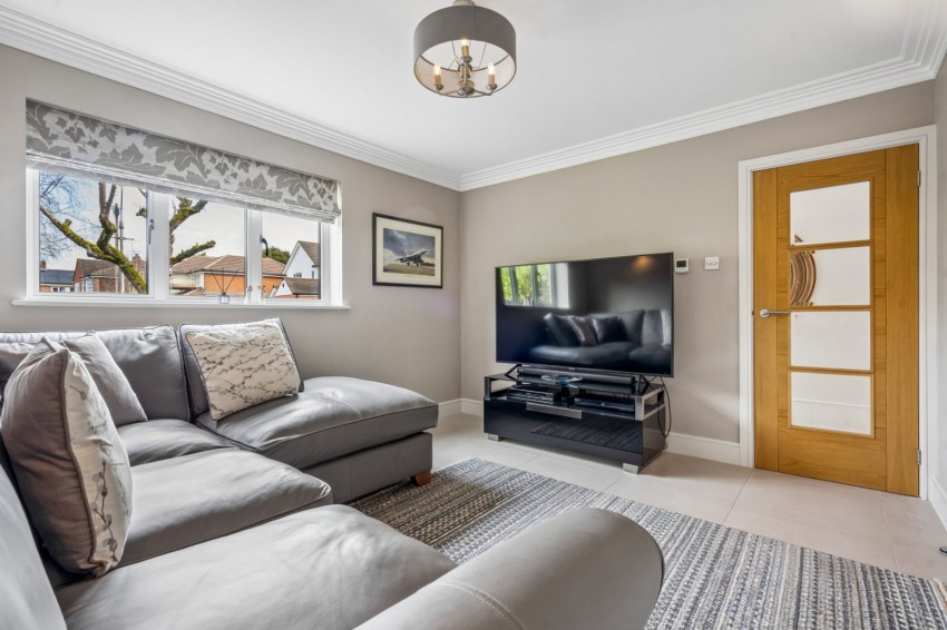 Images for Chalfont St. Peter, Gerrards Cross, Buckinghamshire EAID:2640919782 BID:CSP