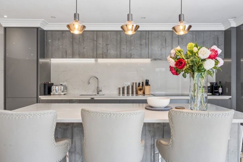 Images for Chalfont St. Peter, Gerrards Cross, Buckinghamshire EAID:2640919782 BID:CSP