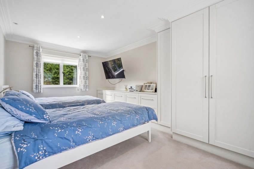 Images for Chalfont St. Peter, Gerrards Cross, Buckinghamshire EAID:2640919782 BID:CSP