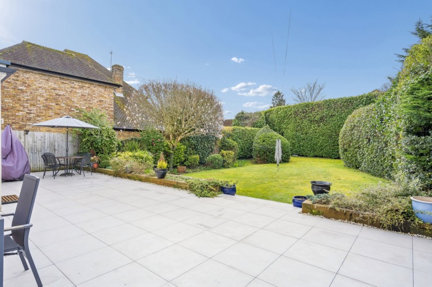 Images for Chalfont St. Peter, Gerrards Cross, Buckinghamshire EAID:2640919782 BID:CSP