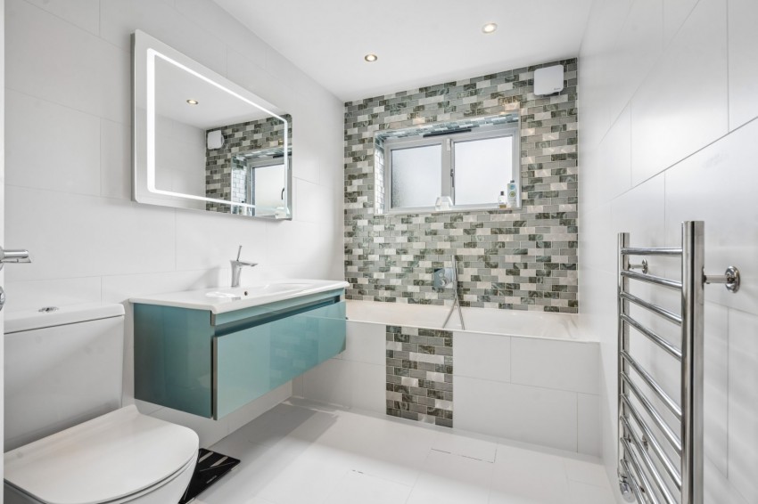 Images for Chalfont St. Peter, Gerrards Cross, Buckinghamshire EAID:2640919782 BID:CSP