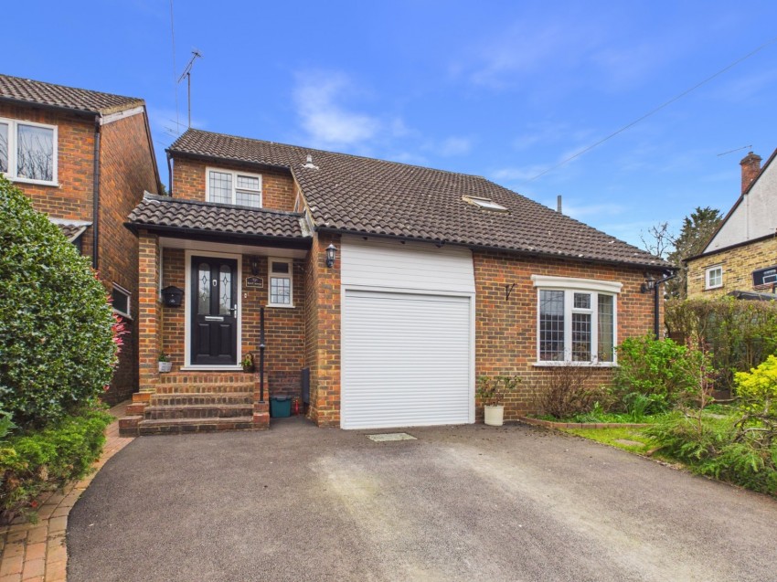 Images for Chalfont St. Peter, Gerrards Cross, Buckinghamshire EAID:2640919782 BID:CSP