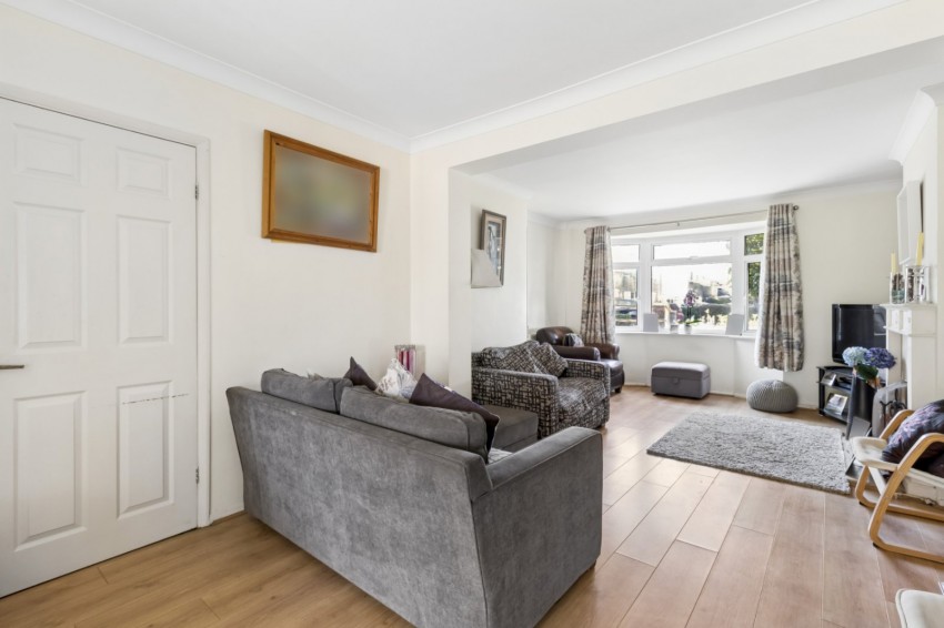 Images for Chalfont St. Peter, Gerrards Cross, Buckinghamshire EAID:2640919782 BID:CSP