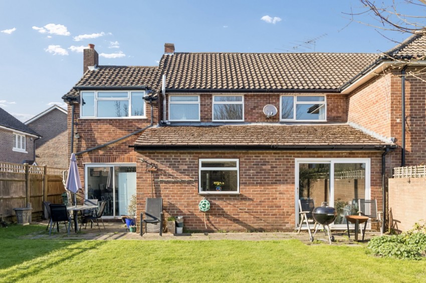 Images for Chalfont St. Peter, Gerrards Cross, Buckinghamshire EAID:2640919782 BID:CSP