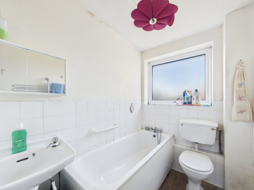 Images for Feltham, Middlesex EAID:2640919782 BID:FEL