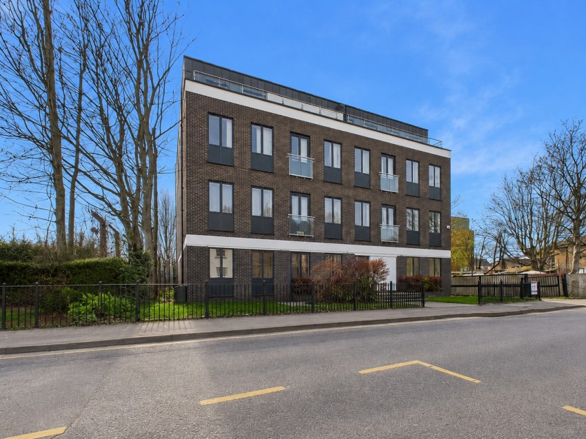 Images for Browells Lane, Feltham, Middlesex EAID:2640919782 BID:FEL