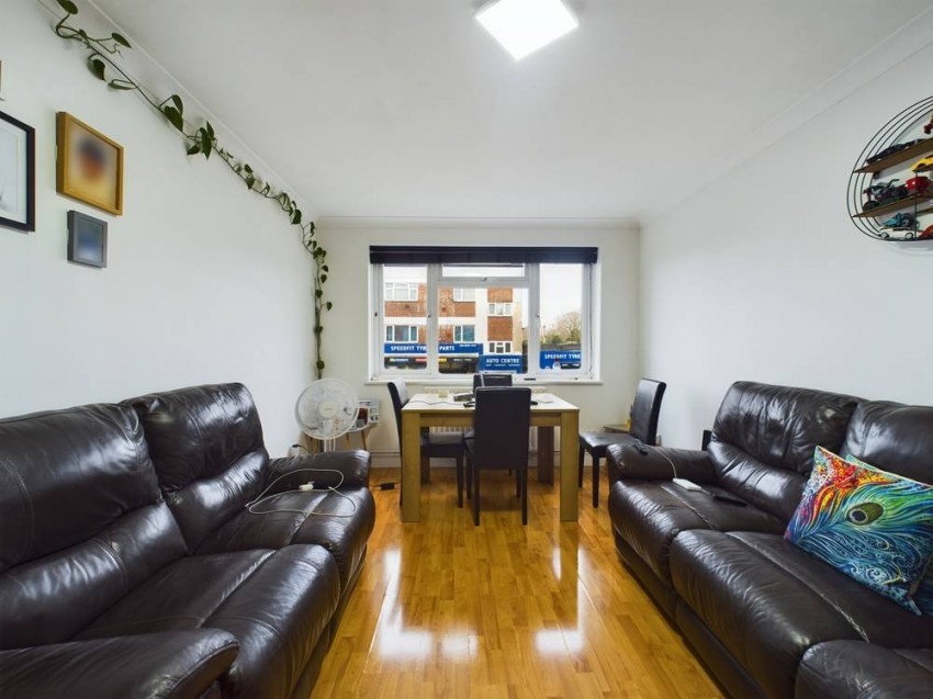 Images for Feltham, Middlesex EAID:2640919782 BID:FEL