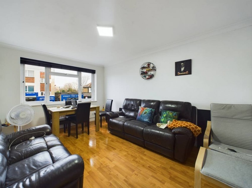 Images for Feltham, Middlesex EAID:2640919782 BID:FEL