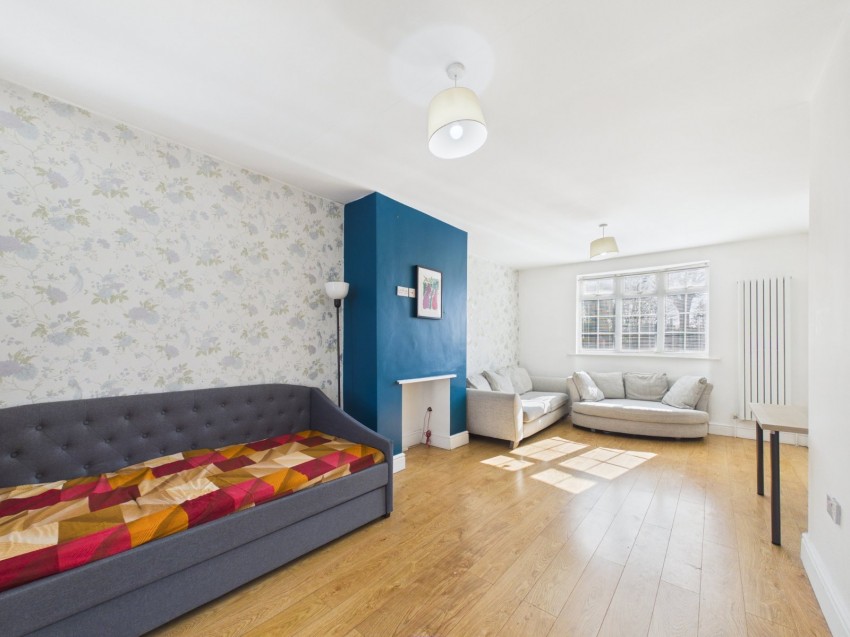 Images for Feltham, Middlesex EAID:2640919782 BID:FEL