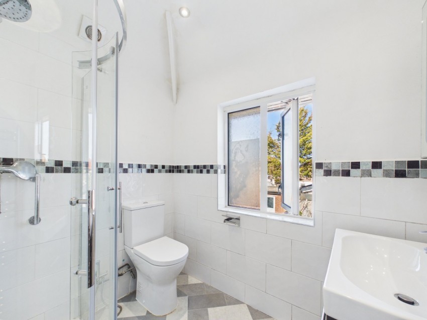 Images for Feltham, Middlesex EAID:2640919782 BID:FEL