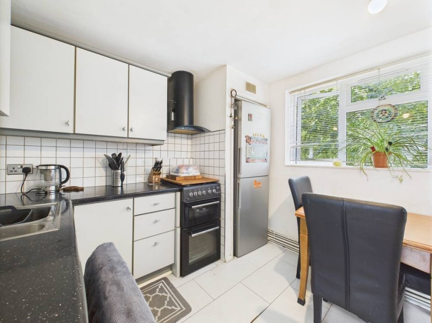 Images for Feltham, Middlesex EAID:2640919782 BID:FEL
