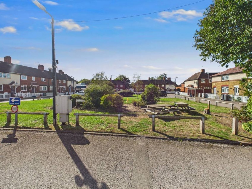 Images for Feltham, Middlesex EAID:2640919782 BID:FEL