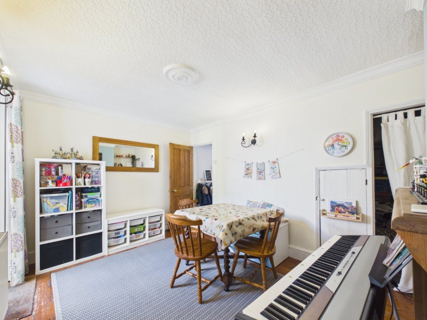 Images for Feltham, Middlesex EAID:2640919782 BID:FEL