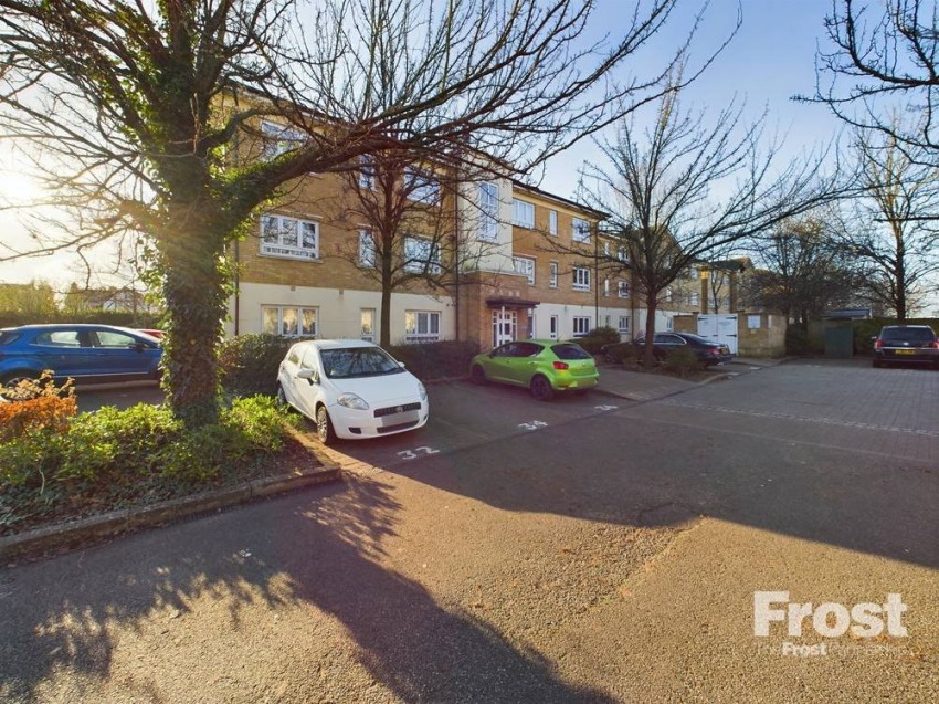 Images for Feltham, Middlesex EAID:2640919782 BID:FEL