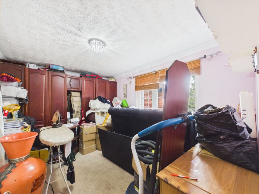 Images for Feltham, Middlesex EAID:2640919782 BID:FEL