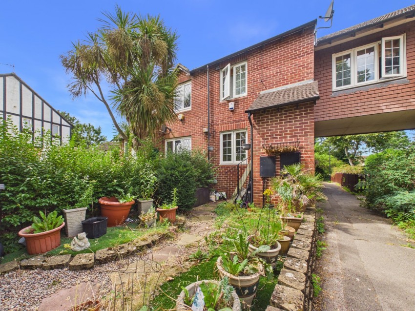 Images for Feltham, Middlesex EAID:2640919782 BID:FEL
