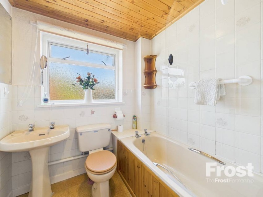 Images for Sunbury-on-Thames, Surrey EAID:2640919782 BID:FEL