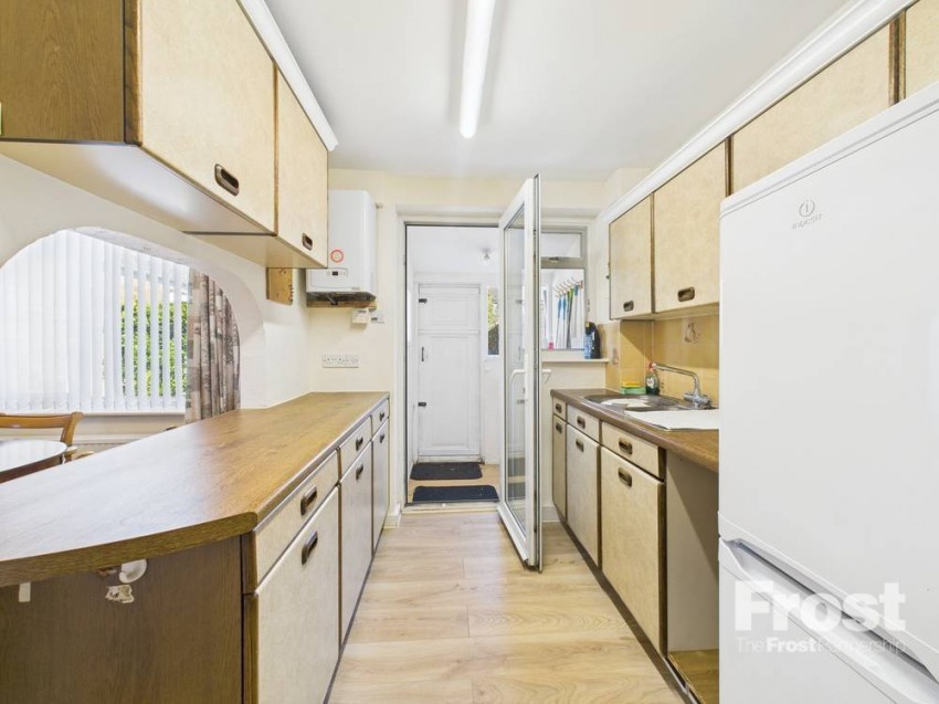 Images for Sunbury-on-Thames, Surrey EAID:2640919782 BID:FEL