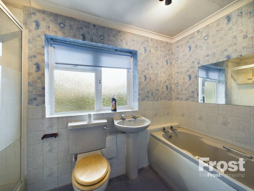 Images for Sunbury-on-Thames, Surrey EAID:2640919782 BID:FEL