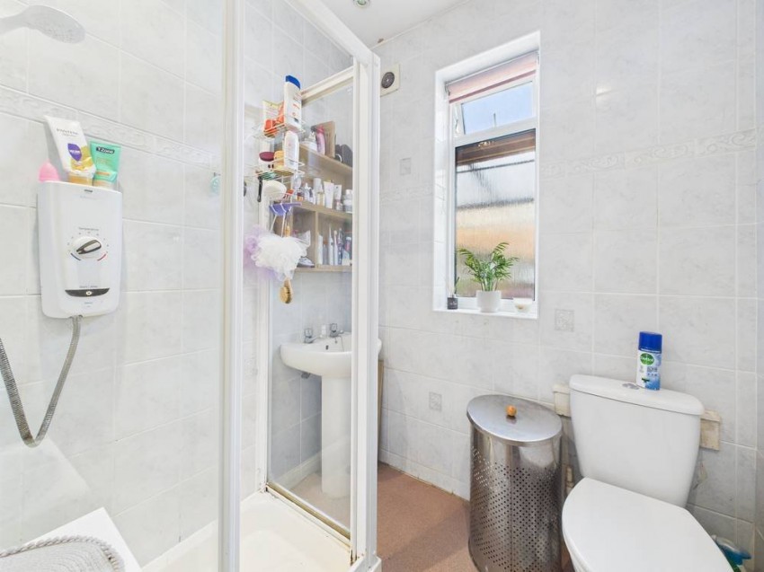 Images for Feltham, Middlesex EAID:2640919782 BID:FEL